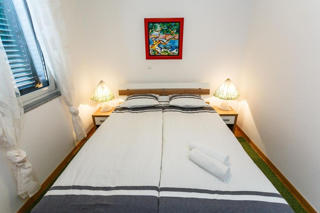 Apartment Adria 3 Malinska Kültér fotó
